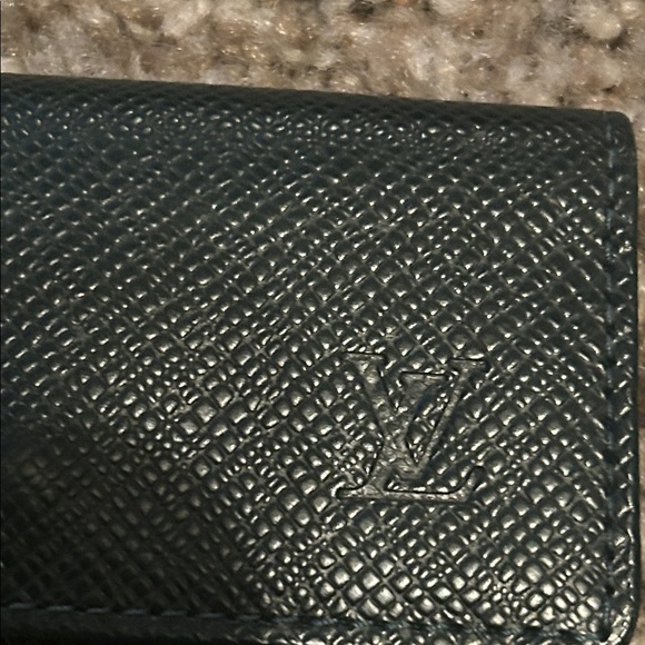 Lv Green Key Holder - Picture 5 of 8